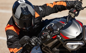 Ανδρικό μπουφάν Racing για το καλοκαίρι μοντέλο Seventy SD-JR52 χρώμα: μαύρο/πορ