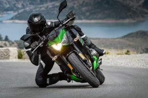 Ελαστικό (καουτσούκ) Pirelli Diablo Rosso III 240/45 ZR17 82W TL - Pirelli