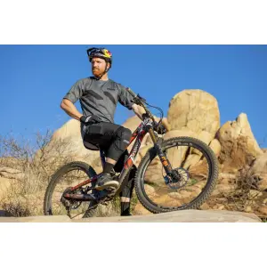 Assist MTB Shorts - Erwachsene - 50010034