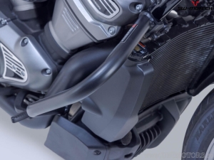 Crashbar - material: steel - color: black - Harley-Davidson Nightster / Special - SW-Motech