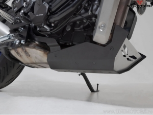 Engine guard - material: aluminum - color: black/silver - Yamaha MT-07 (20-) / Tracer 7 / XSR700 / XT ('21-) - SW-Motech