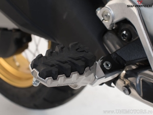 EVO Footpeg Set - stainless steel - rubber / silver-black - various Honda / KTM / Suzuki models - SW-Motech