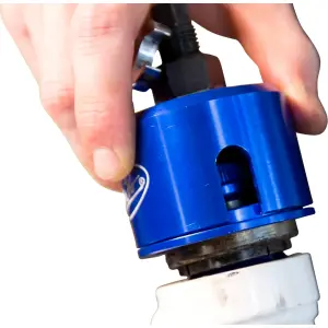 Extractor pentru rulmentul de directie - Motion Pro