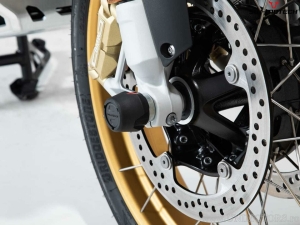 Front Wheel Axle Crashpad Set - material: polyamide - color: black - BMW R 1200 GS / RT / R 1250 GS / RT - SW-Motech