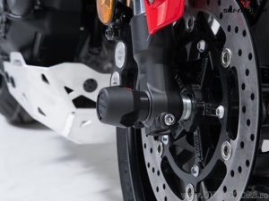 Front Wheel Axle Crashpad Set - material: polyamide - color: black - Yamaha Tracer 9 ('20-) - SW-Motech