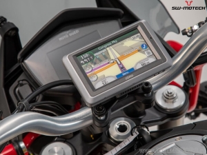 GPS handlebar mount with QUICK-LOCK and black color - Moto Guzzi V85 TT ('19-) - SW-Motech