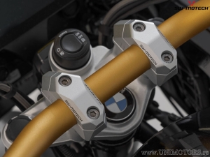 Handlebar Riser Set with 32 mm Height and 5-30 mm Rear Offset - Aluminum - Color: Silver - for 32 mm Diameter Handlebar - SW-Mot