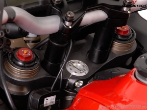 Kit de elevación de manillar de 30 mm - material: aluminio - color: negro - Ducati Multistrada 1200 ('10-'14)/1260 ('17-) - SW-