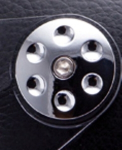 Kit de ornamentos cromados laterais para fixação da viseira do capacete MT Retro Leather (nova coleção)
