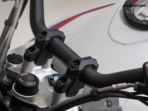 Kit rialzo manubrio 32 mm e arretramento 20 mm - alluminio - colore: nero - modelli BMW - SW-Motech