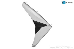Kompletny prawy deflektor - 1B000158 - Piaggio