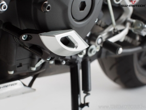 Left engine cover protector - material: black/silver aluminum - Yamaha MT09/Tracer/Tracer900/GT - SW-Motech