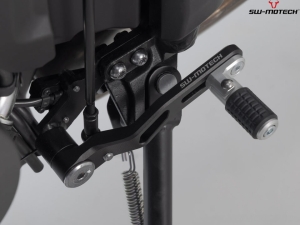 Pedal de cambio de aluminio color negro-plata - Triumph Trident 660 ('21-) - SW-Motech