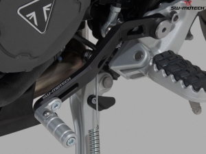 Pedale cambio in alluminio colore nero-argento - Triumph Tiger 900 modelli ('19-'23) - SW-Motech