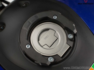 Quick-Lock EVO Tank Bag Mounting System - for 5-bolt cap - Ducati / Triumph / Yamaha models - SW-Motech