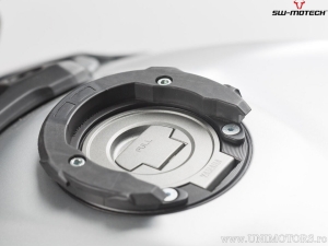 Quick-Lock EVO Tank Bag Mounting System - for 5-bolt cap - Ducati / Triumph / Yamaha models - SW-Motech