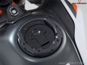 Quick-Lock PRO Tank Bag Mounting System - for 6-bolt cap - KTM models - SW-Motech