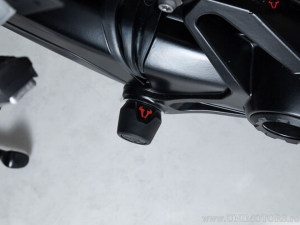 Rear Wheel Axle Crashpad - material: polyamide - color: black - BMW with single-sided swingarm - SW-Motech