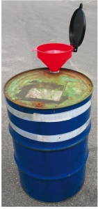 Recipiente com tampa para barris de 60 e 200 L - JM