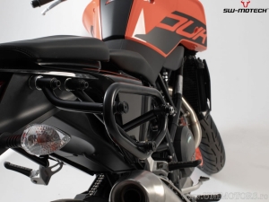 Right Sidecase Holder (sidecase) SLC - KTM 690 Duke ('16-) - SW-Motech