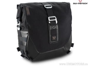 Set borsa laterale sinistra Legend Gear LC2 (13.5L) Black Edition e supporto SLC - Triumph Scrambler ('05-'16) - SW-Motech