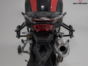 Set borse laterali Legend Gear LC2 Black Edition e supporti SLC - 27,0L - BMW R18 ('20-) - SW-Motech
