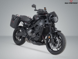 Set borse laterali SysBag WP (impermeabile) M con supporti SLC e adattatori - Yamaha XSR900 ('21-) - SW-Motech