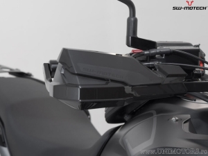 Set protezioni Adventure (paramotore + 2x crashbar + paramani KOBRA) - Honda CB500X ('18-) - SW-Motech