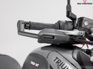Set protezioni leve con paramani - materiale: alluminio - colore: nero - Triumph Trident 660 ('21-) - SW-Motech