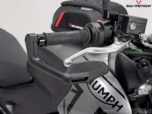 Set protezioni leve con paramani - materiale: alluminio - colore: nero - Triumph Trident 660 ('21-) - SW-Motech