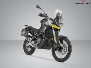 Set supporti PRO per valigie laterali (sidecase) colore nero - Aprilia Tuareg ('21-) - SW-Motech