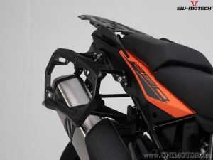 Set supporti PRO per valigie laterali (sidecase) colore nero - KTM 1050/1090/1190 Adv / 1290 SAdv - SW-Motech