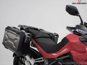 Set TRAX ADV nero (topcase + 2x sidecase + supporti PRO + ADVENTURE-RACK) - 158,0L - Ducati Multistrada 1260 ('17-) - SW-Motech