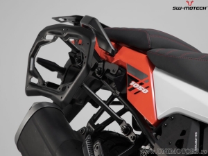 Set valigie laterali (sidecase) DUSC L/M (41/33L) e supporti PRO - 74,0L - Suzuki V Strom 1050 ('19-) - SW-Motech