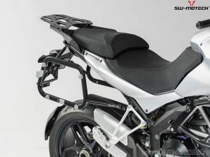 Set valigie laterali (sidecase) TRAX ADV M alluminio argento e supporti EVO - 74.0L - Ducati Multistrada 1200/S (10-14)- SW-Mote