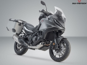 Set valigie laterali (sidecase) TRAX ADV M alluminio colore argento e supporti PRO - 74.0L - Honda NT1100 ('21-) - SW-Motech