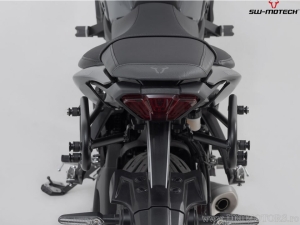 Set valigie laterali (sidecase) URBAN (2x16,5L) e supporti SLC - 33,0L - Yamaha MT-07 ('18-) - SW-Motech