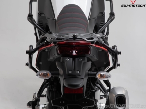 Set valigie laterali (sidecase) URBAN (2x16,5L) e supporti SLC - 33,0L - Yamaha Ténéré 700 modelli ('19-) - SW-Motech