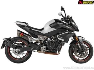 Slip-On Vonal Kipufogó - CF MOTO NK 800 ABS ('23-'24) / NK 800 ABS Advanced ('23-'25) (E-Mark) - Akrapovič