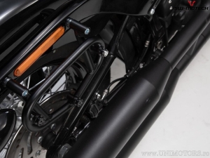 Soporte derecho para maleta lateral (sidecase) SLC - Harley-Davidson Softail Str. Bob ('17-) / Standard ('20-) - SW-Motech