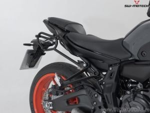 Soporte derecho para maleta lateral (sidecase) SLC - Yamaha MT-07 ('18-) - SW-Motech