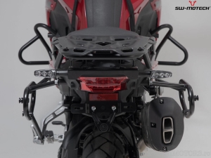 Soporte izquierdo para maleta lateral (sidecase) SLC - Benelli TRK 502 X ('18-) - SW-Motech
