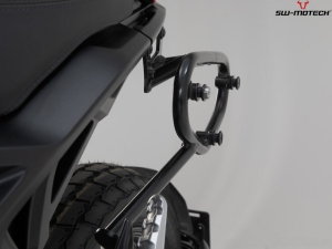 Soporte izquierdo para maleta lateral (sidecase) SLC - Indian FTR 1200 (18-) - SW-Motech