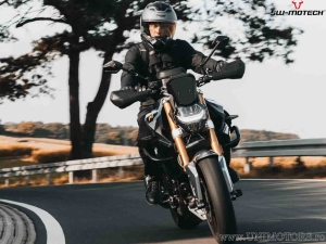 Sport Handguard Set - color: black - BENELLI LEONCINO 800 ('21-) - SW-Motech