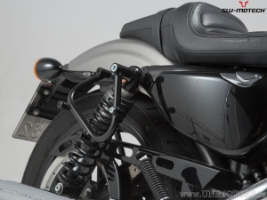 Supporto destro per valigia laterale (sidecase) SLC - Harley-Davidson Sportster modelli ('04-) - SW-Motech