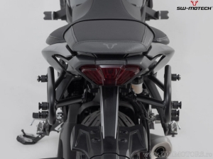 Supporto destro per valigia laterale (sidecase) SLC - Yamaha MT-07 ('18-) - SW-Motech