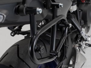 Supporto destro per valigia laterale (sidecase) SLC - Yamaha NIKEN ('18-) - SW-Motech