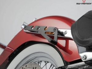 Supporto destro SLH per borsa laterale LH1 - Harley-Davidson Softail Deluxe ('17-) - SW-Motech