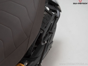 Supporto sinistro per valigia laterale (sidecase) SLC - modelli Ducati Scrambler - SW-Motech