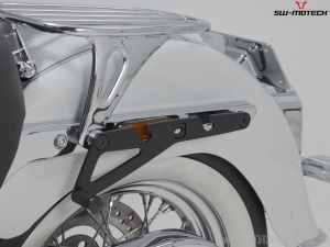 Supporto sinistro SLH per borsa laterale LH1 - Harley-Davidson Softail Deluxe ('17-) - SW-Motech